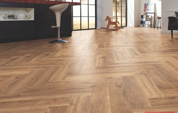 Ламиниран паркет 8 mm HERRINGBONE D 4764 ER – Treviso Oak