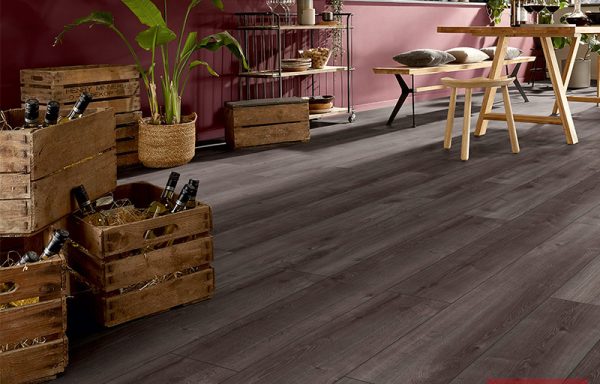 Ламиниран паркет 8 mm EXQUISIT D 6017 ER – V4 – Kashmir Oak Black