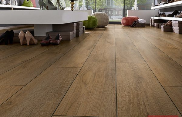 Ламиниран паркет 8 mm ADVANCED D 4957 WG – V4 – Grand Oak Brown